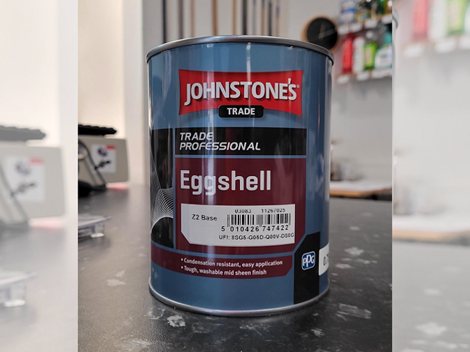 Barva Johnstone's Eggshell na dřevo a kov v Dům barev Hlinsko